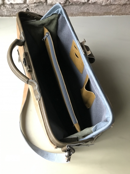 charley laptoptas CHARLEY cognac / olijfgroen