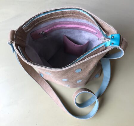 shopper TONY zand met ijsblauwe stippen