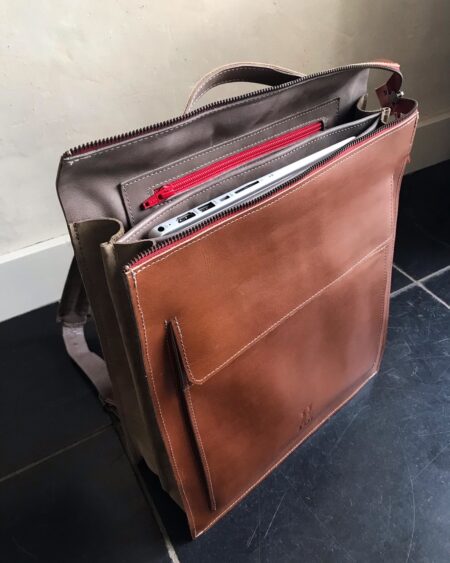 laptoptas cognac VERKOCHT