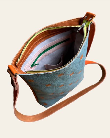 shopper TONY lichtblauw / oranje stippen