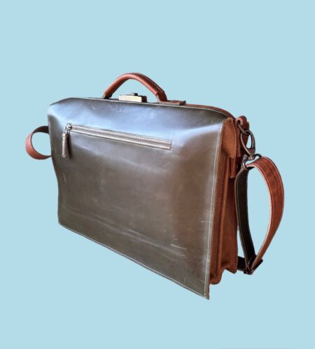 laptoptas CHARLEY groen / bruin met print